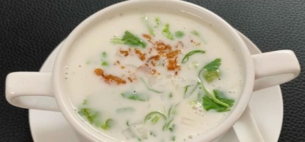 23 Potage au lait de coco poulet