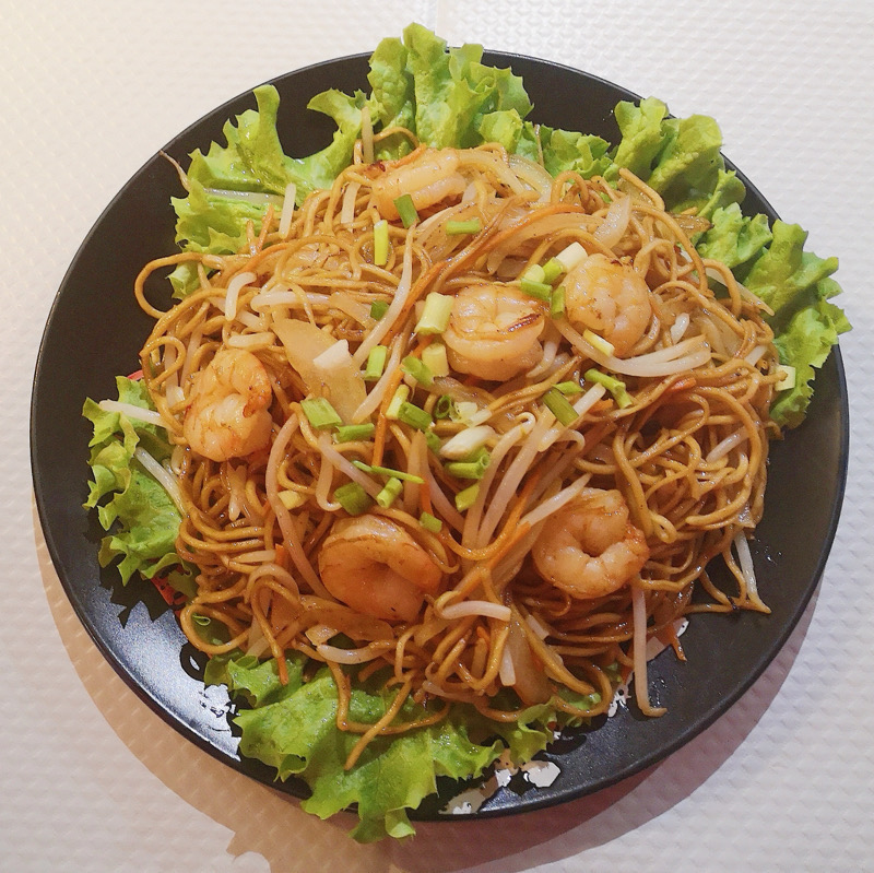 E7C. Nouilles sautées aux crevettes et légumes