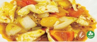 P11. POLLO CON SALSA PICCANTE