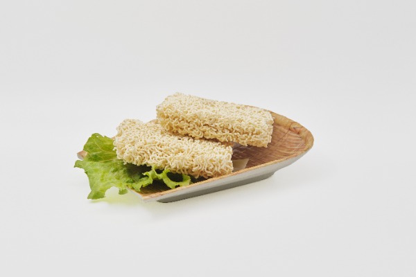 A11. Nouilles instantanées