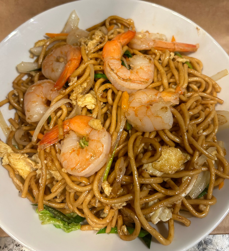 Nouilles sautées aux crevettes