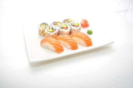 M02c. California sushi