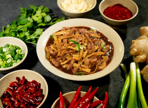 34. Stir-fried Tofu with pork