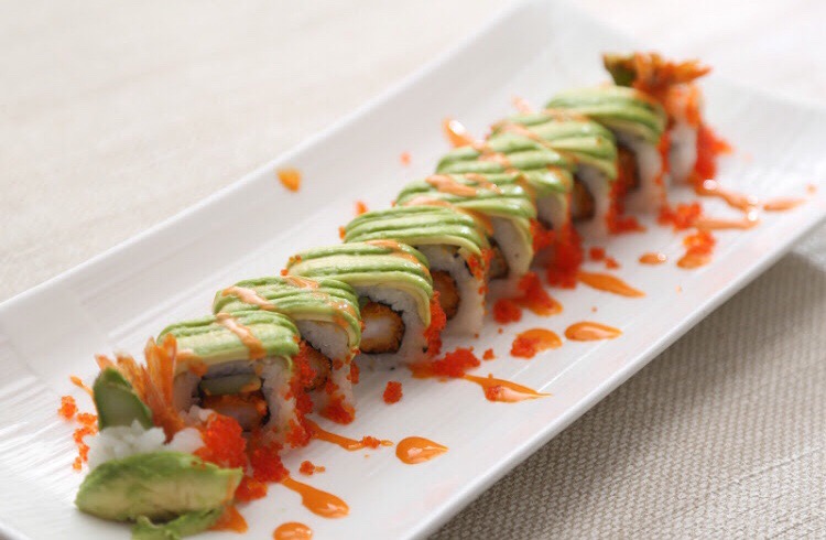 M12. MENU MAKI DRAGON