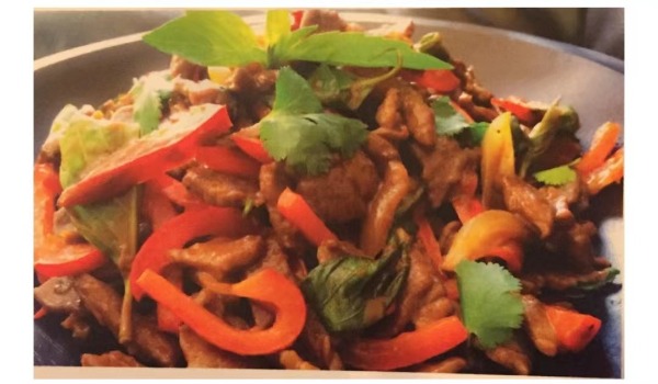R2C. Boeuf basilic avec nouilles sautées légumes