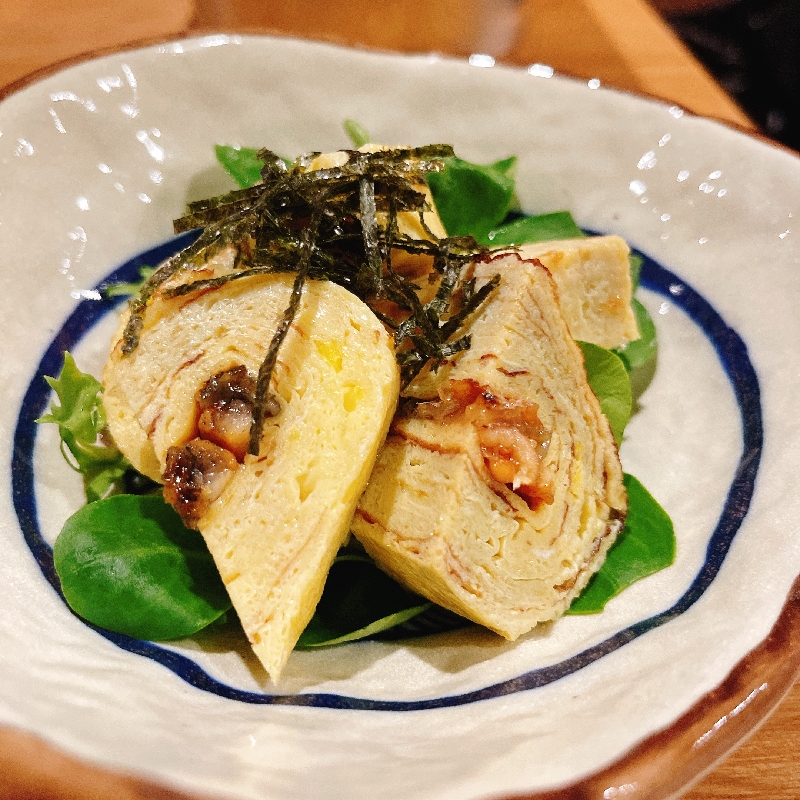 Umaki (Omelette japonaise à l’Anguille) (4 pièces) 鳗鱼玉子烧（4个）