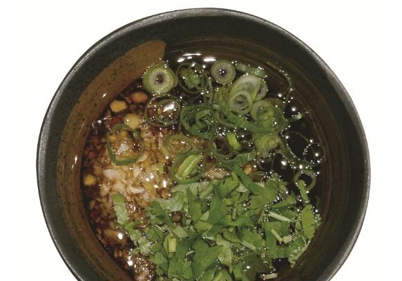 Classic oil dish