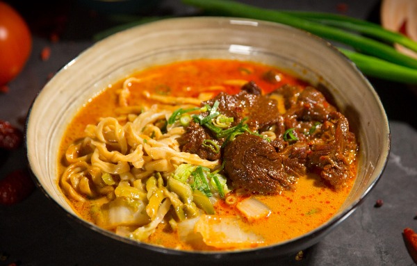 SM9. Soupe de nouilles au boeuf