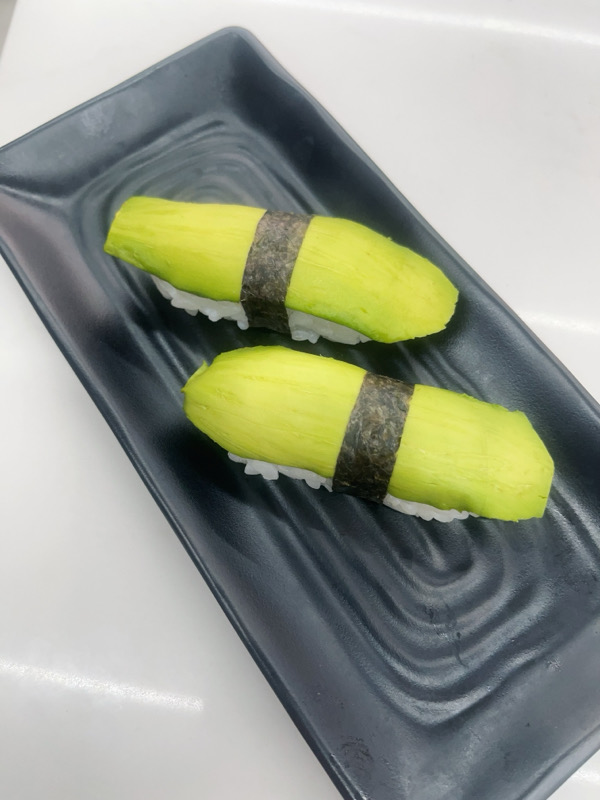 SU5. sushi avocat
