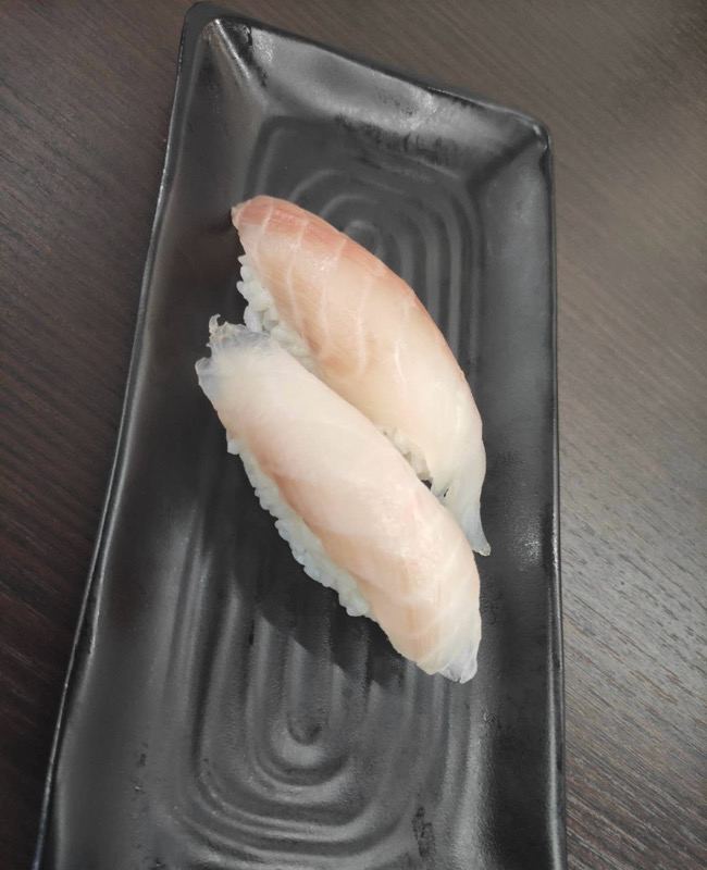 SU4. 2 Sushi daurade