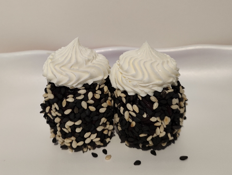 384. gio snowball black