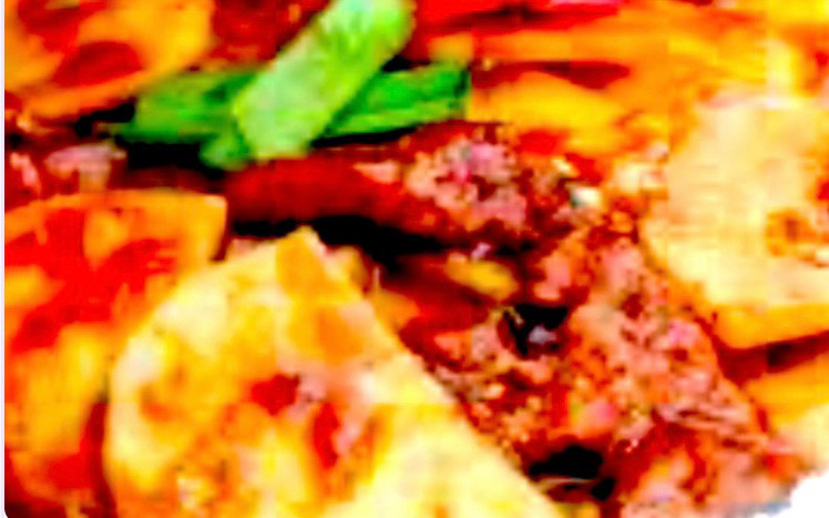 N7. Rindfleisch mit gegrillten Kartoffeln *ag铁板土豆牛肉