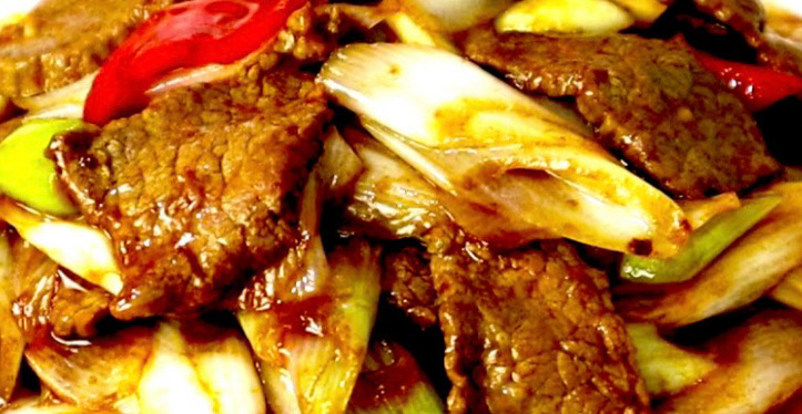 N12. Gebratenes Rindfleisch mit Frühlingsziern *a