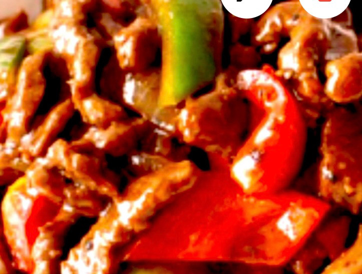 N13. Rindfleisch in Pfeffersauce *a 黑椒牛肉