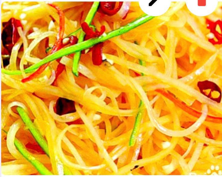 L6. Kartoffeln mit scharfer Soße *a 拌土豆丝