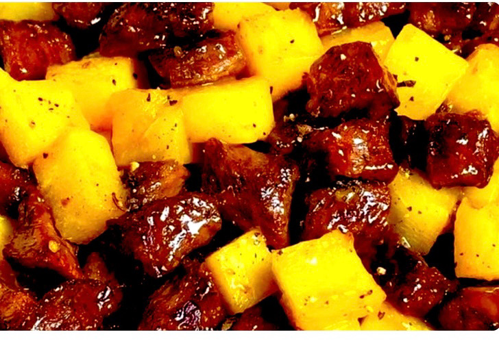 N10. Gebratenes Rindfleisch mit Ananas *a 菠萝牛肉