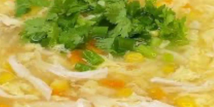 T13. 鸡丝玉米汤 大份 Hühner- und Maissuppe / groß(2-3p) *i
