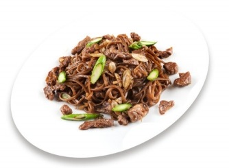 133. Yaki soba con carne