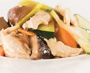 157. Pollo con verdure