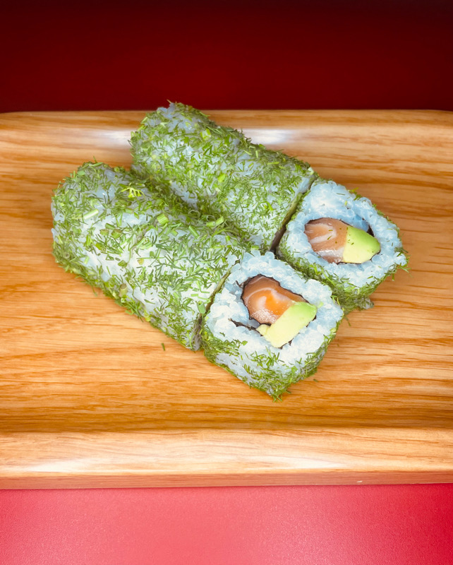 MIDORI ROLL Saumon avocat