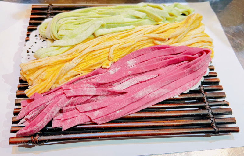 61. Pasta tricolore fatto a mano