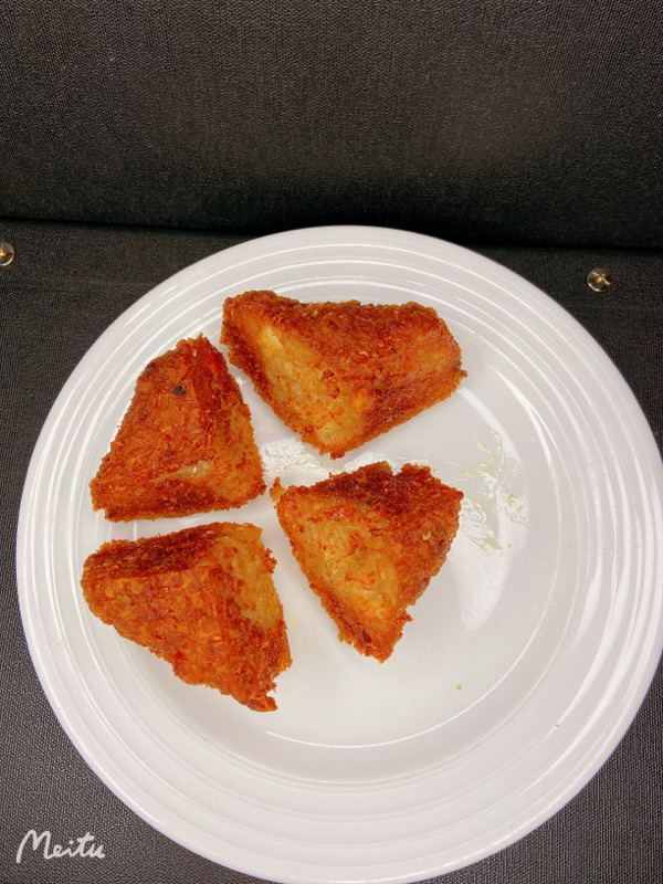 4. TOAST DI GAMBERI