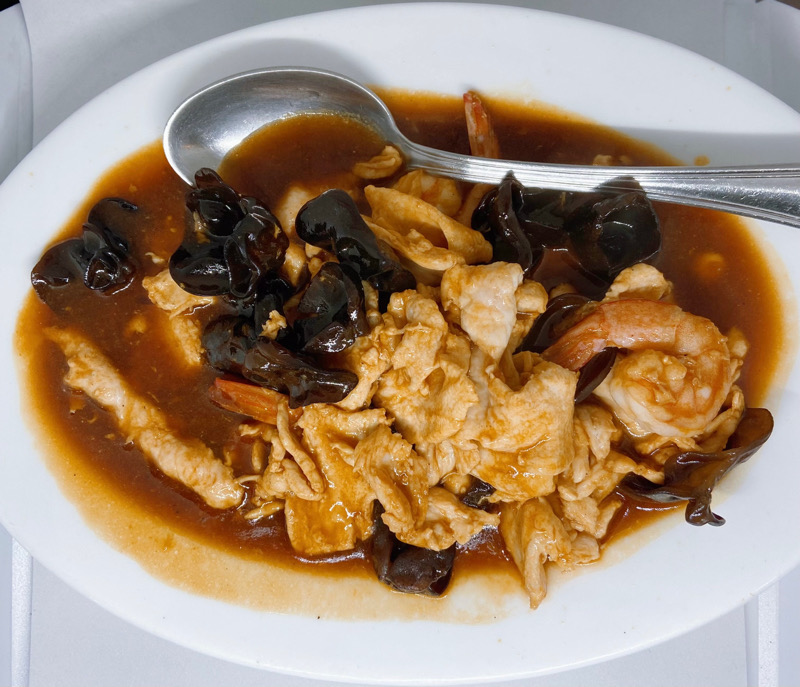 44. POLLO AI GAMBERI E FUNGHI