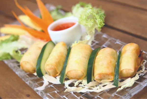 12B. Involtini primavera con verdure miste
