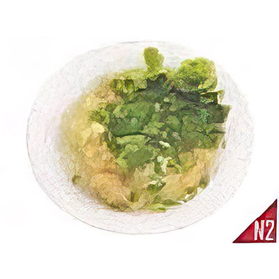 N2. Bouillon de poulet avec des raviolis (porc et crevettes)