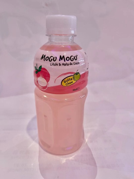 O1. Mogu Mogu ananas