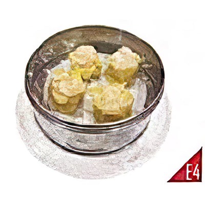E4. Bouchées de crevettes et au porc (4 pièces)