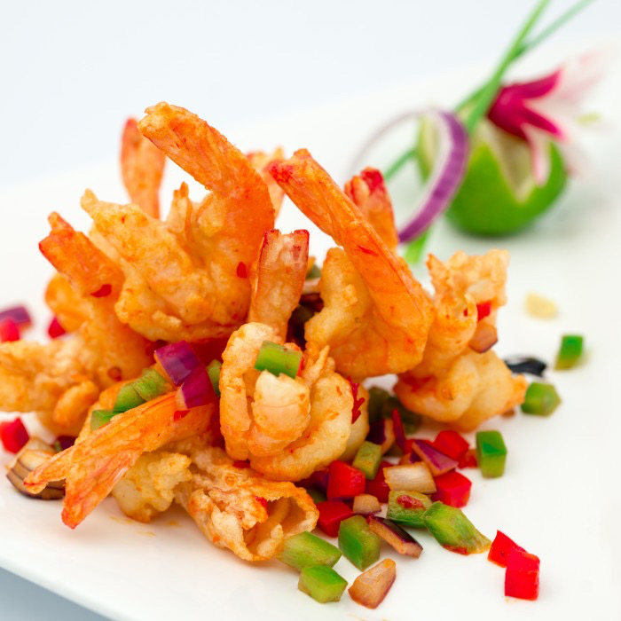 18 Crevettes Sauté au sel et poivre