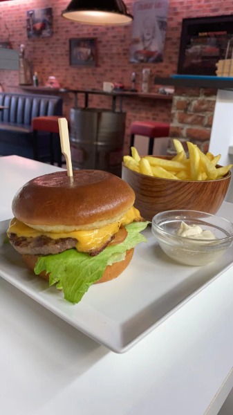 B1. California burger (1,A)