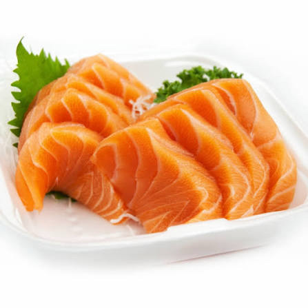 S6: Sashimi Saumon 8 pcs