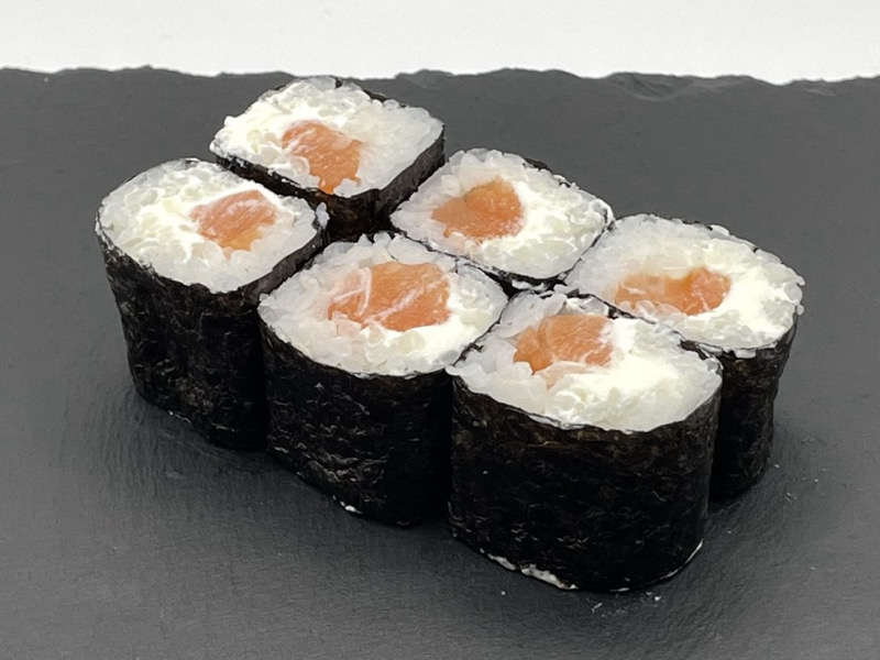 M9: Maki Saumon & Fromage