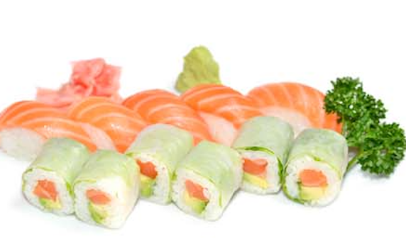 M27. 5 Sushi saumon, 6 Prntemps roll saumon
