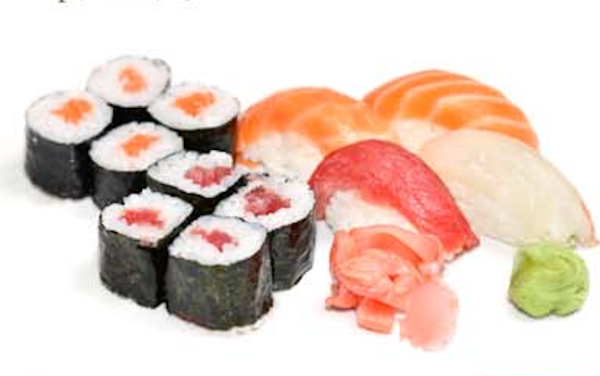 F7. 8 Maki 4 Sushi