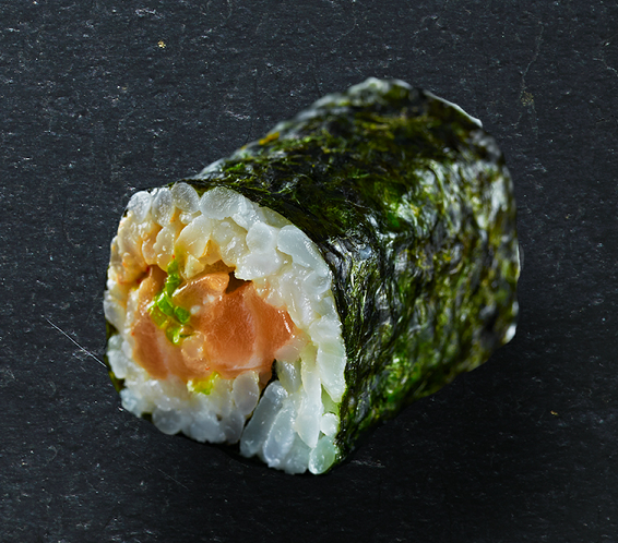 Maki saumon spicy