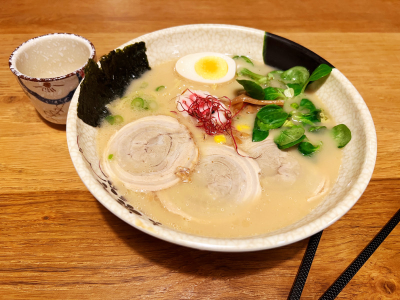 TONKOTSU RAMEN