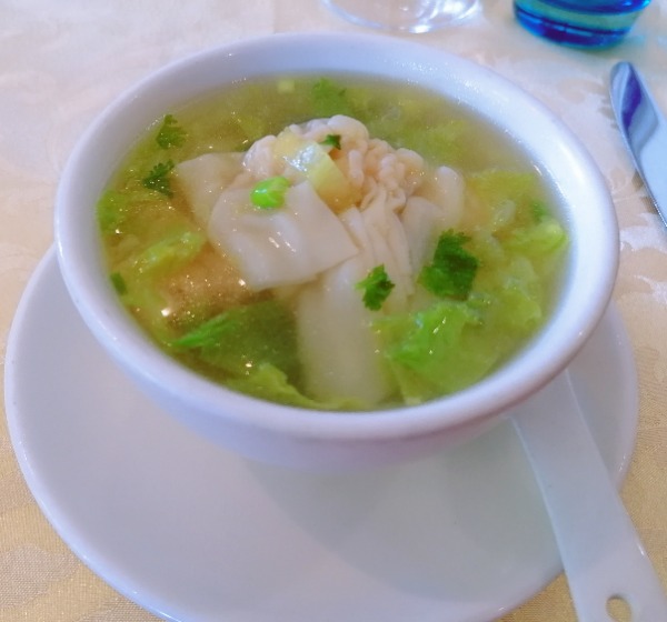 Soupe de ravioli aux crevettes