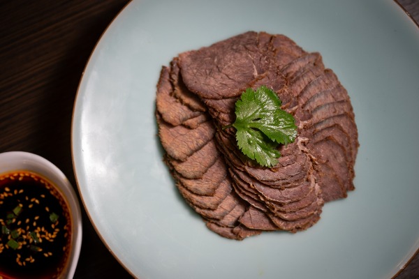 Boeuf mariné à la sauce soja et ses cinq épices
