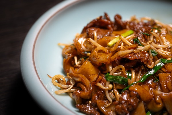 Pâtes de riz sautées au boeuf