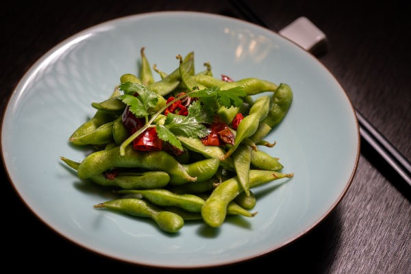 Fèves edamame assaisonnées aux épices