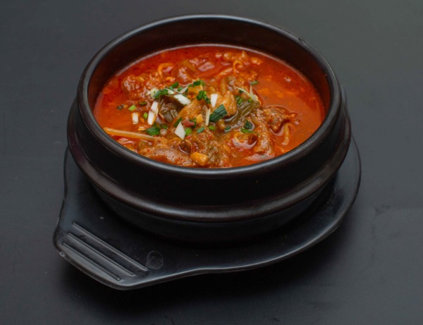 503 Spicy soup with beef 石锅辣牛肉汤（辣）