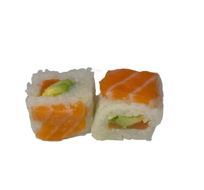 Maki saumon saumon avocat