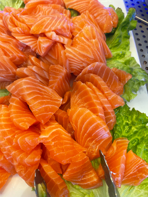 sashimi saumon 6 pièces 