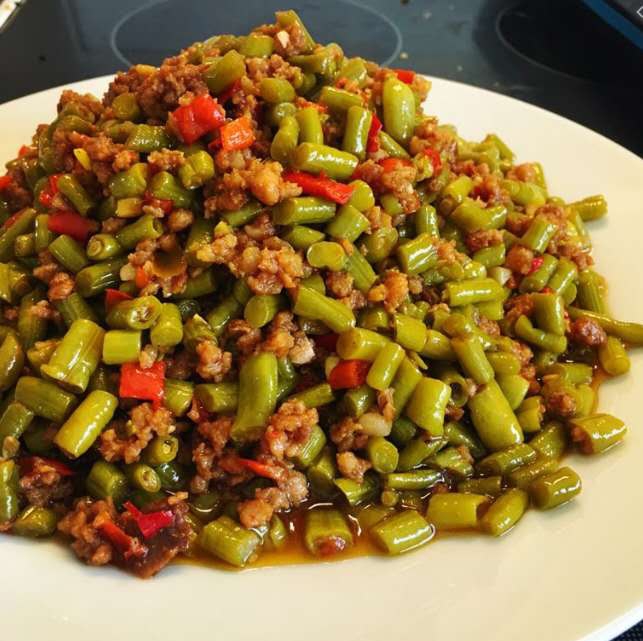 haricots verts mariné maison avec porc haché自制酸豆角炒肉泥（单人份）
