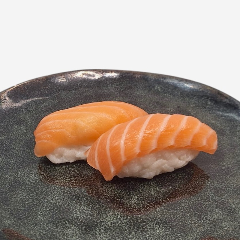 M5. Sushi saumon