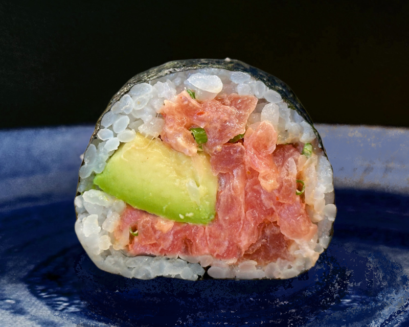 F03. Futomaki Thon(8pcs)