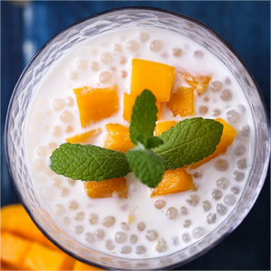 Tapioca avec lait de coco et mangue